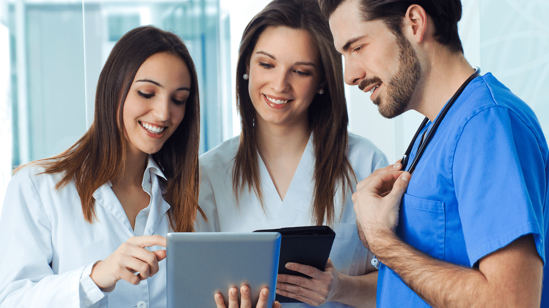 Website Image - Decker Page - Tab Content Module - Medical Students Using Tablet